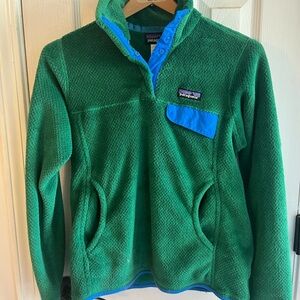 Patagonia Teal Green Fleece with Bright Blue Trim